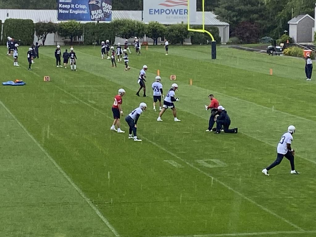 The New England Patriots practice during mandatory minicamp on June 14, 2021 in Foxborough, Mass. (Alex Barth/98.5 The Sports Hub)