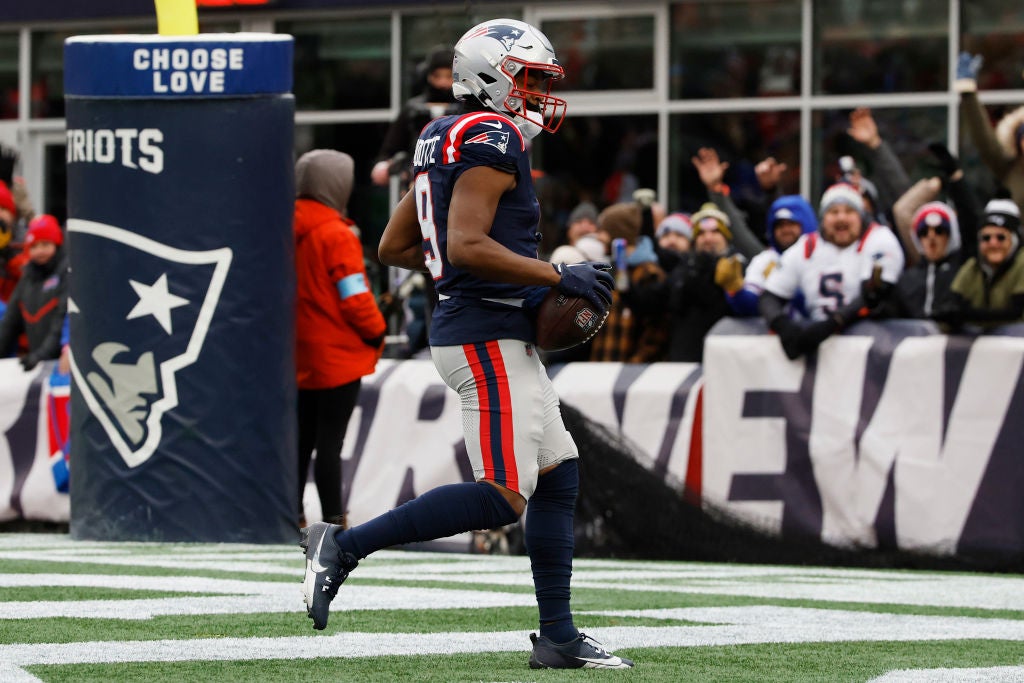 FOXBOROUGH, MASSACHUSETTS - JANUARY 05: Kayshon Boutte #9 of the New England Patriots scores a touchdown against the Buffalo Bills during the second quarter at Gillette Stadium on January 05, 2025 in Foxborough, Massachusetts. (Photo by Rich Gagnon/Getty Images)