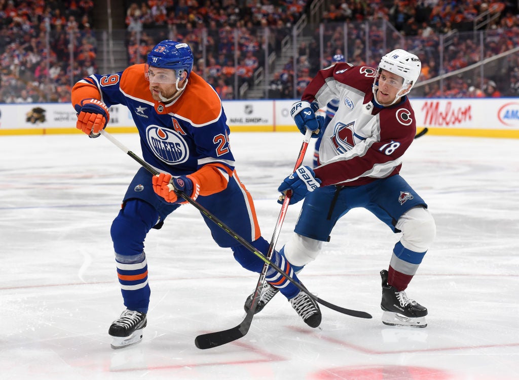 Colorado Avalanche v Edmonton Oilers