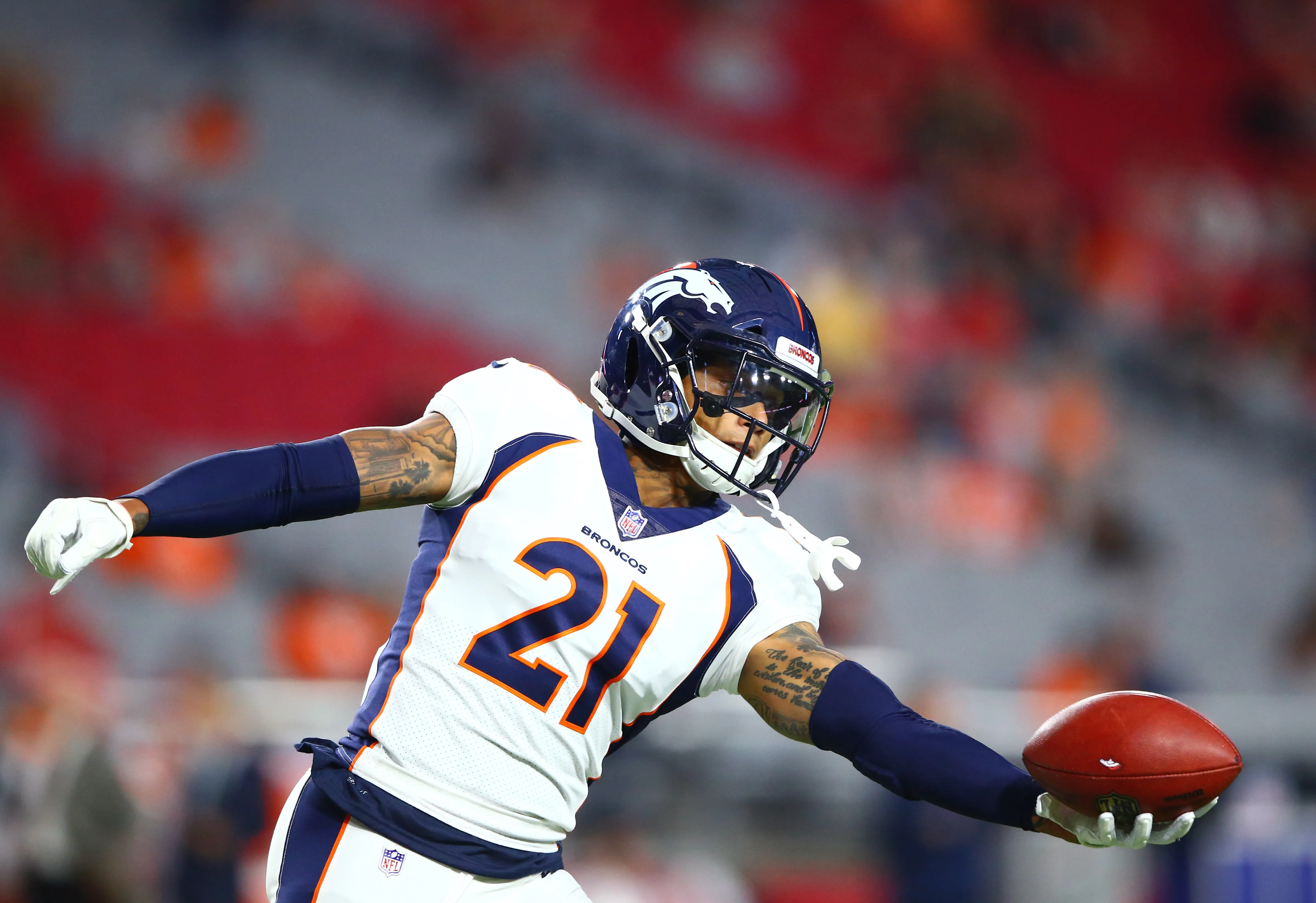 Patriots bring safety Su'a Cravens in for workout