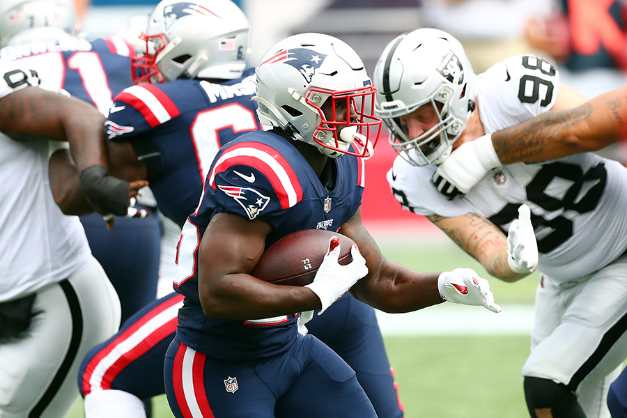 FOXBOROUGH, MASSACHUSETTS - SEPTEMBER 27: Sony Michel #26 of the New England Patriots carries the ball during the first half against the Las Vegas Raiders at Gillette Stadium on September 27, 2020 in Foxborough, Massachusetts. (Photo by Adam Glanzman/Getty Images)