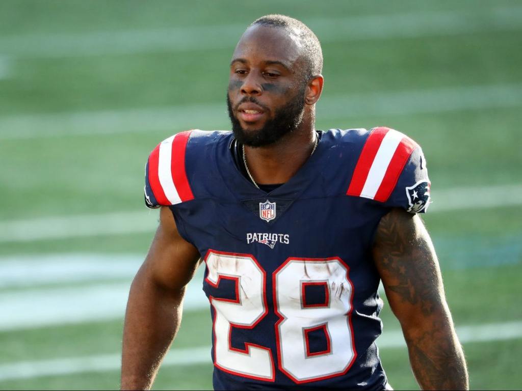 Patriots expected to re-sign running back James White