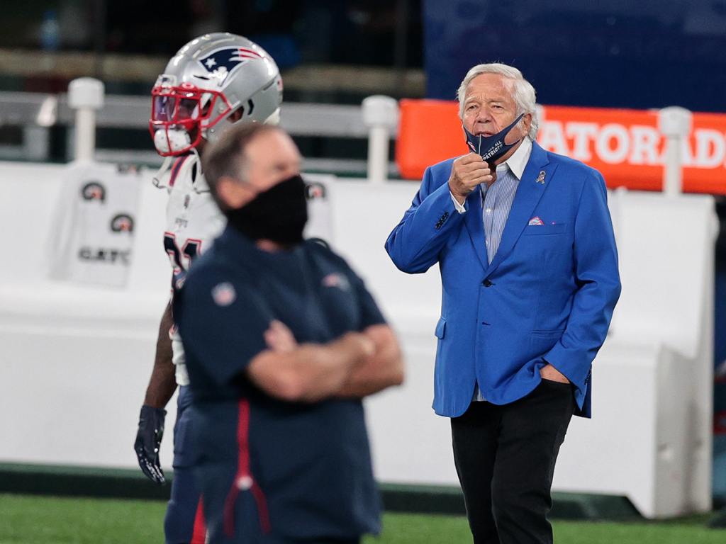 Nov 9, 2020; East Rutherford, New Jersey, USA; New England Patriots owner Robert Kraft (right) looks on behind head coach Bill Belichick before the game against the New York Jets at MetLife Stadium. Mandatory Credit: Vincent Carchietta-USA TODAY Sports