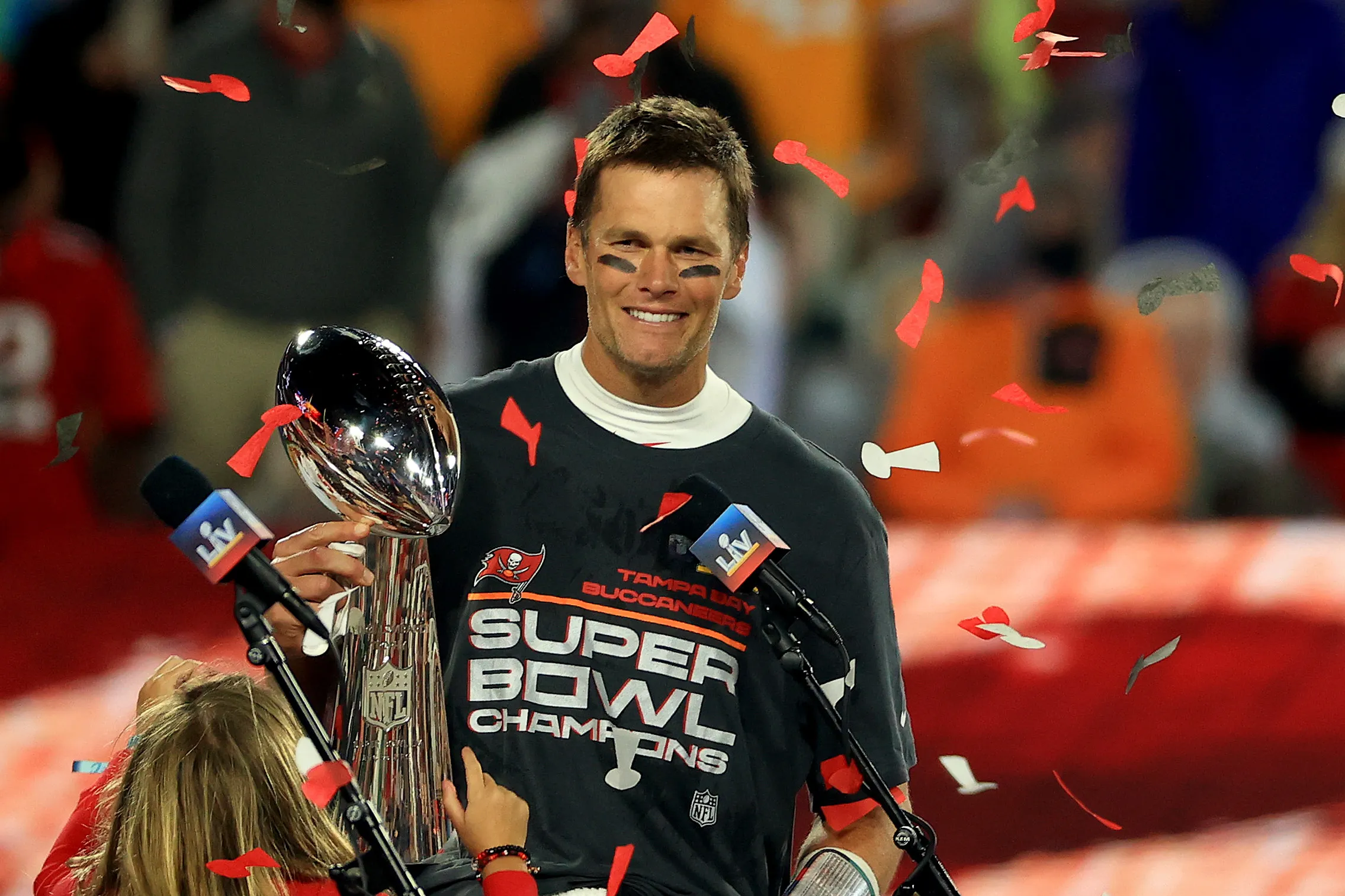 Comparing championship bling after Brady calls Bucs' 'most incredible ring  that's ever been made' (Photos)