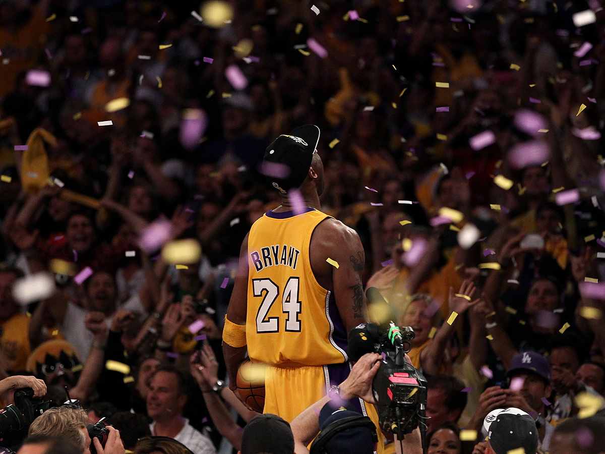 LOS ANGELES, CA - JUNE 17: Kobe Bryant #24 of the Los Angeles Lakers celebrates after the Lakers defeated the Boston Celtics in Game Seven of the 2010 NBA Finals at Staples Center on June 17, 2010 in Los Angeles, California. NOTE TO USER: User expressly acknowledges and agrees that, by downloading and/or using this Photograph, user is consenting to the terms and conditions of the Getty Images License Agreement. (Photo by Christian Petersen/Getty Images)