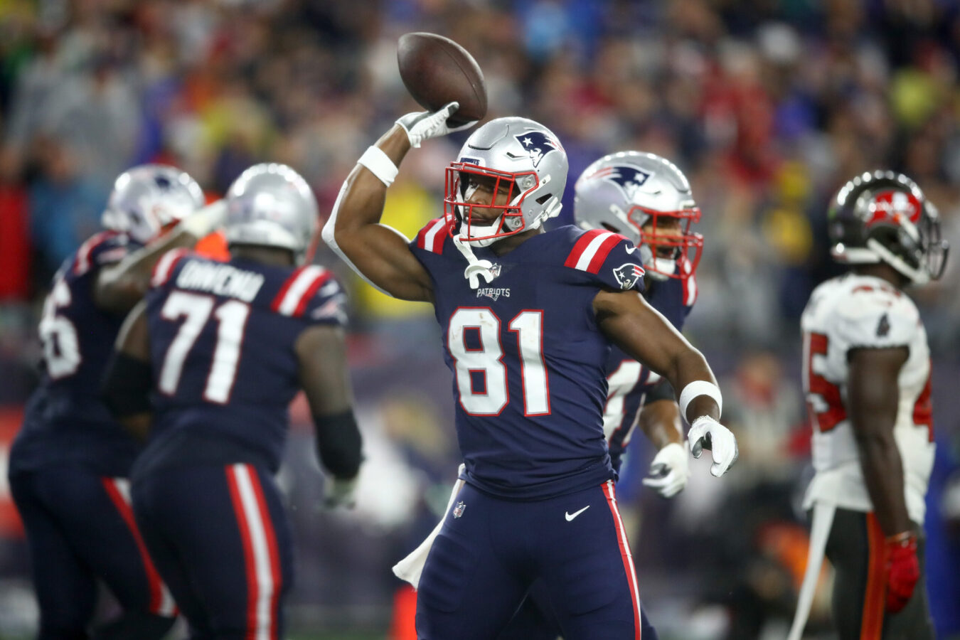 FOXBOROUGH, MASSACHUSETTS - OCTOBER 03: Jonnu Smith #81 of the New England Patriots reacts after a touchdown against the Tampa Bay Buccaneers during the fourth quarter in the game at Gillette Stadium on October 03, 2021 in Foxborough, Massachusetts. (Photo by Adam Glanzman/Getty Images)