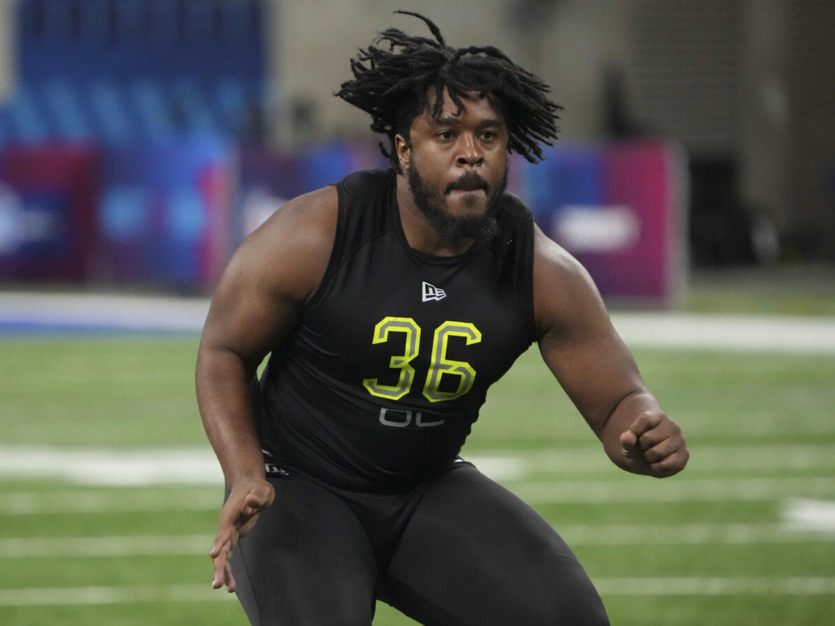 Mar 4, 2022; Indianapolis, IN, USA; Memphis offensive lineman Dylan Parham (OL36) goes through drills during the 2022 NFL Scouting Combine at Lucas Oil Stadium. Mandatory Credit: Kirby Lee-USA TODAY Sports