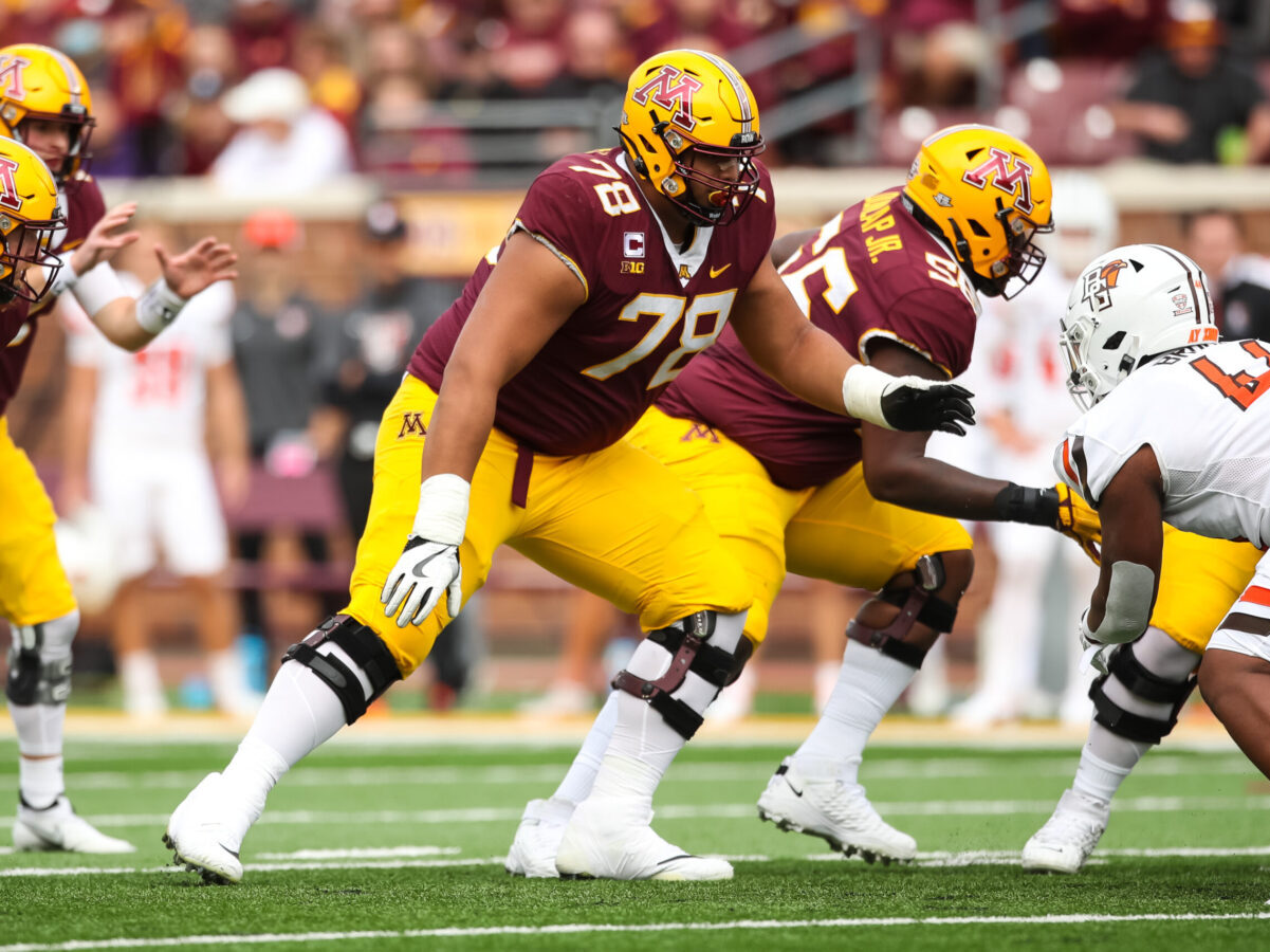 MINNEAPOLIS, MN - SEPTEMBER 25: Daniel Faalele #78 of the Minnesota Golden Gophers competes against the Bowling Green Falcons in the first quarter of the game at Huntington Bank Stadium on September 25, 2021 in Minneapolis, Minnesota. The Falcons defeated the Golden Gophers 14-10. (Photo by David Berding/Getty Images)