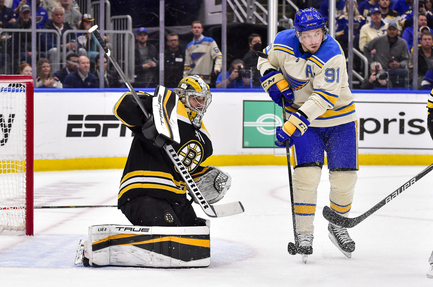 Apr 19, 2022; St. Louis, Missouri, USA; Boston Bruins goaltender Jeremy Swayman (1) defends the net against St. Louis Blues right wing Vladimir Tarasenko (91) during the second period at Enterprise Center. Mandatory Credit: Jeff Curry/USA TODAY Sports