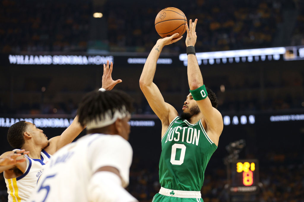 SAN FRANCISCO, CALIFORNIA - JUNE 05: Jayson Tatum #0 of the Boston Celtics shoots against the Golden State Warriors during the first quarterin Game Two of the 2022 NBA Finals at Chase Center on June 05, 2022 in San Francisco, California. NOTE TO USER: User expressly acknowledges and agrees that, by downloading and/or using this photograph, User is consenting to the terms and conditions of the Getty Images License Agreement. (Photo by Ezra Shaw/Getty Images)