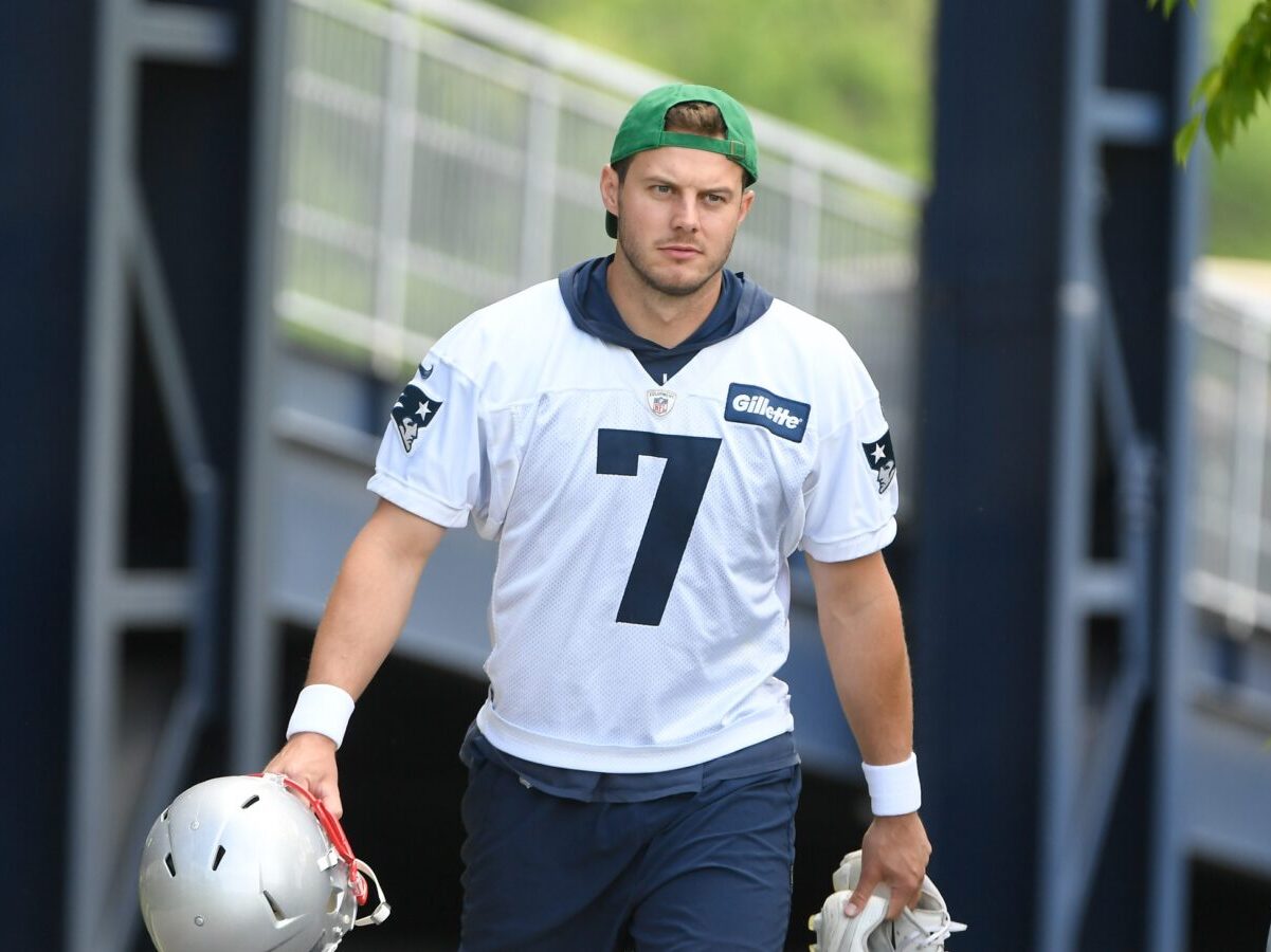 May 23, 2022; Foxborough, MA, USA; New England Patriots punter Jake Bailey (7) walks to the practice field for the team's OTA at Gillette Stadium. Credit: Eric Canha-USA TODAY Sports