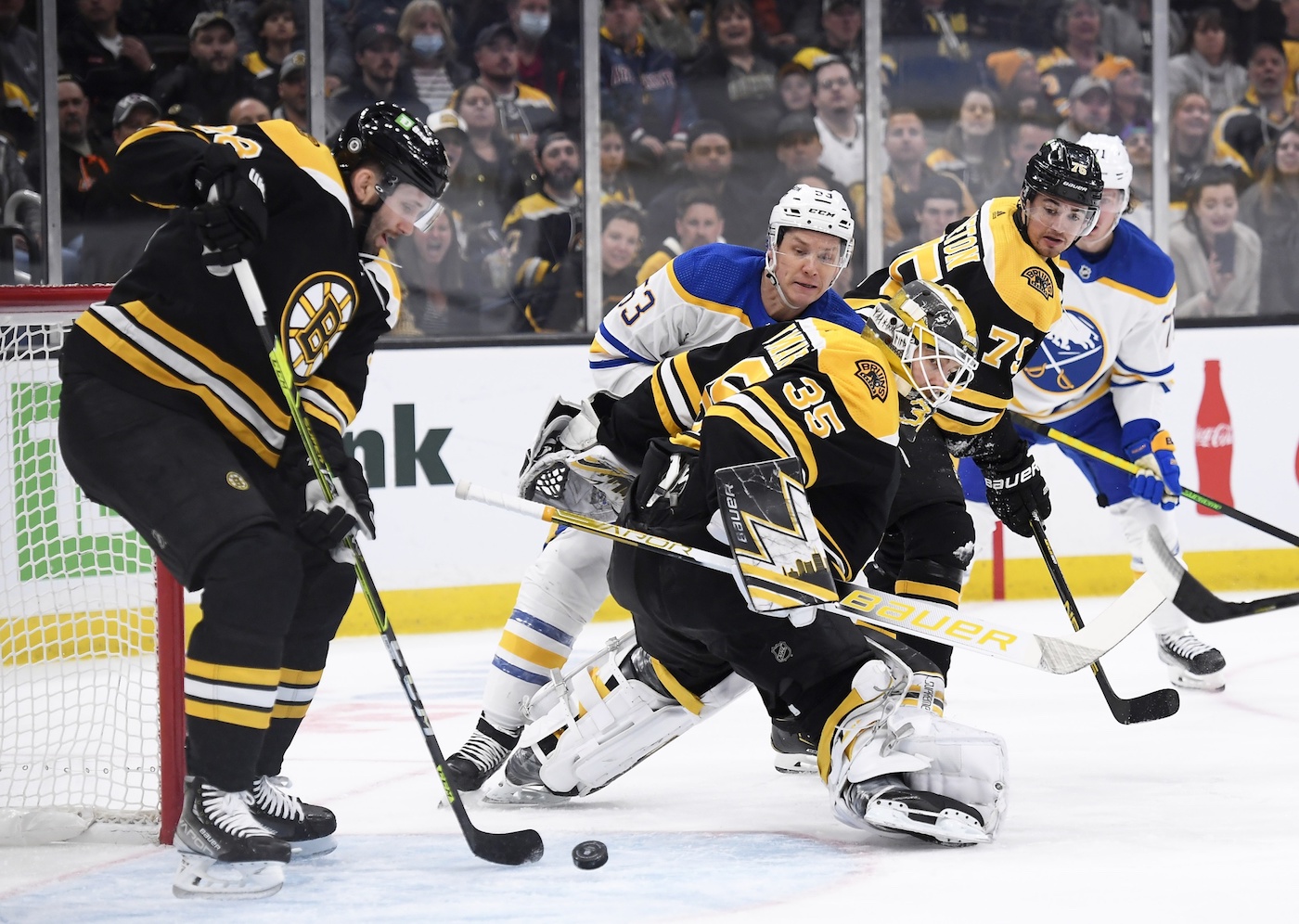 Forbort, Frederic Returning to Boston Bruins Lineup Vs. Tampa