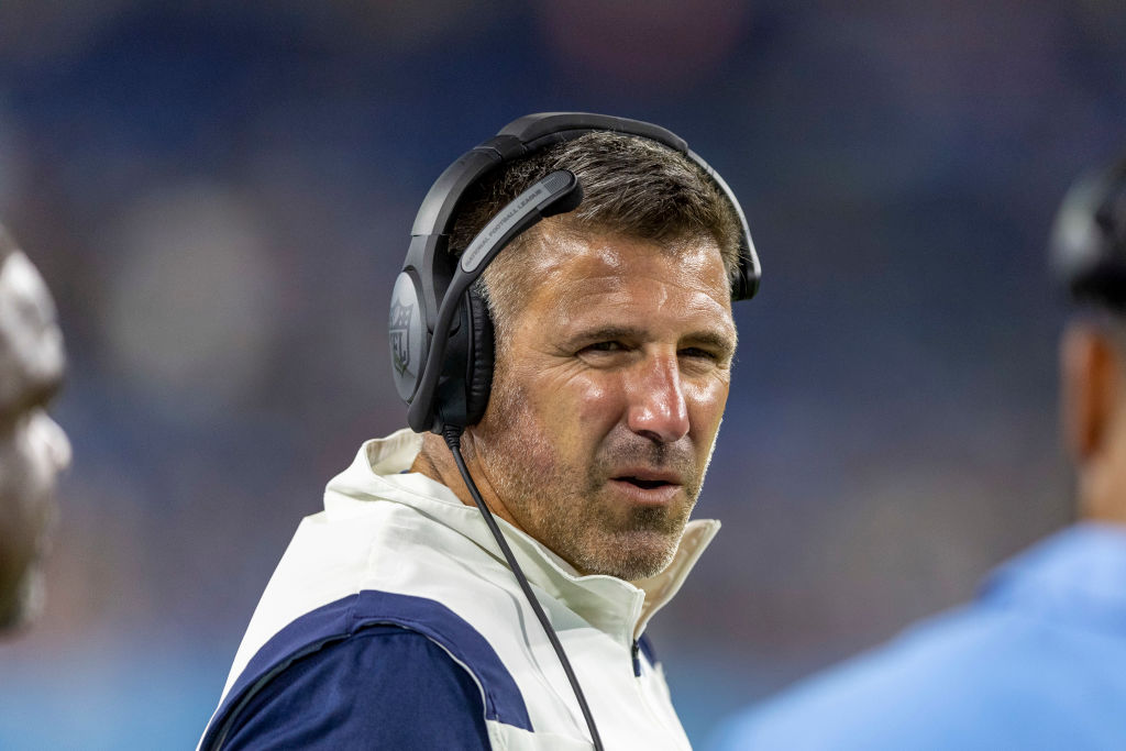 NASHVILLE, TENNESSEE - AUGUST 20: Head Coach Mike Vrabel of the Tennessee Titans on the sidelines during a preseason game against the Tampa Bay Buccaneers at Nissan Stadium on August 20, 2022 in Nashville, Tennessee. The Titans defeated the Buccaneers 13-3. (Photo by Wesley Hitt/Getty Images)