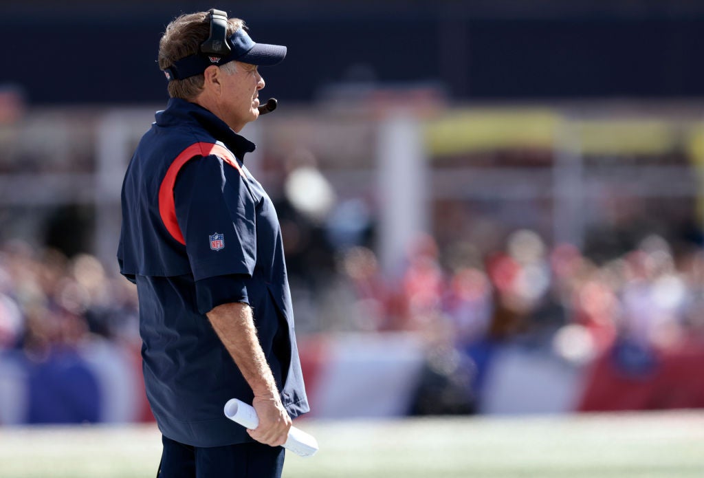 Patriots appear to stand pat during busy NFL trade deadline