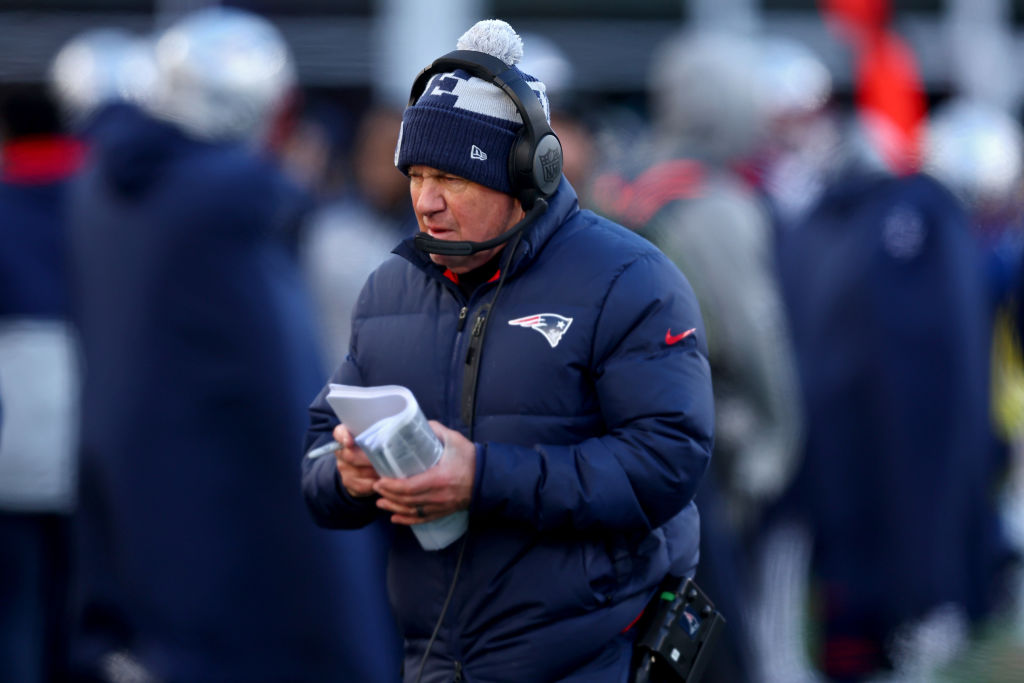 FOXBOROUGH, MASSACHUSETTS - NOVEMBER 20: Head coach Bill Belichick of the New England Patriots looks on during the second half against the New York Jets at Gillette Stadium on November 20, 2022 in Foxborough, Massachusetts. (Photo by Adam Glanzman/Getty Images)