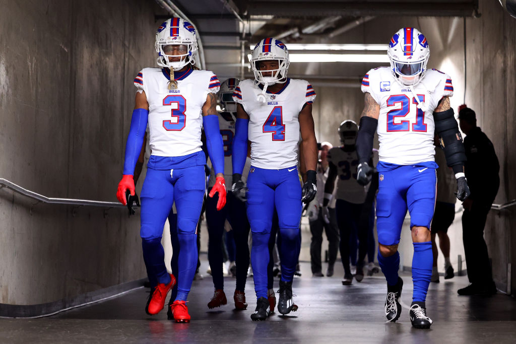 DETROIT, MICHIGAN - NOVEMBER 24: Damar Hamlin #3, Jaquan Johnson #4 and Jordan Poyer #21 of the Buffalo Bills take the field prior to a game against the Detroit Lions at Ford Field on November 24, 2022 in Detroit, Michigan. (Photo by Rey Del Rio/Getty Images)