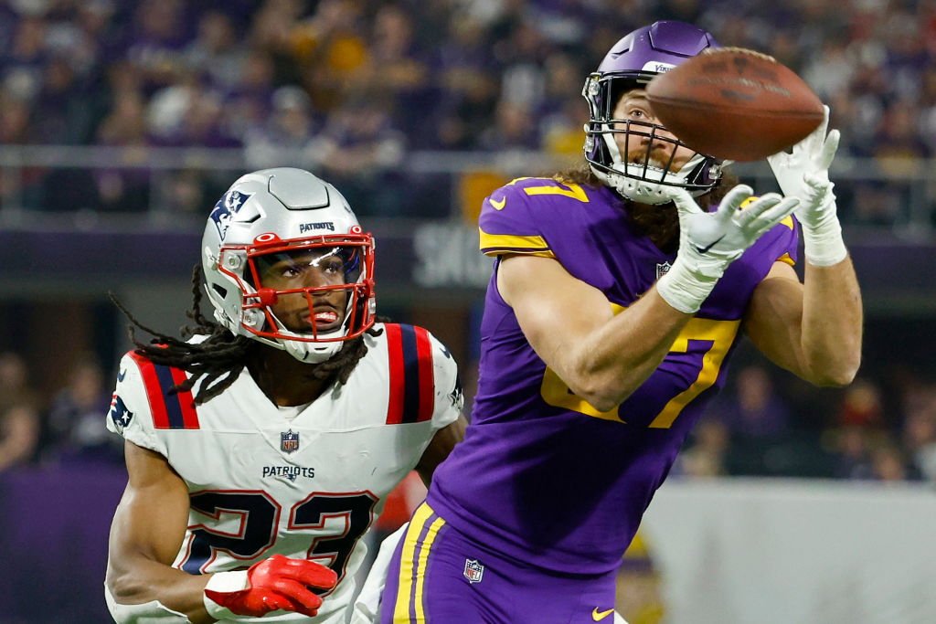 Patriots Ups & Downs: Who feasted (and didn't) on Thanksgiving night  against the Vikings?