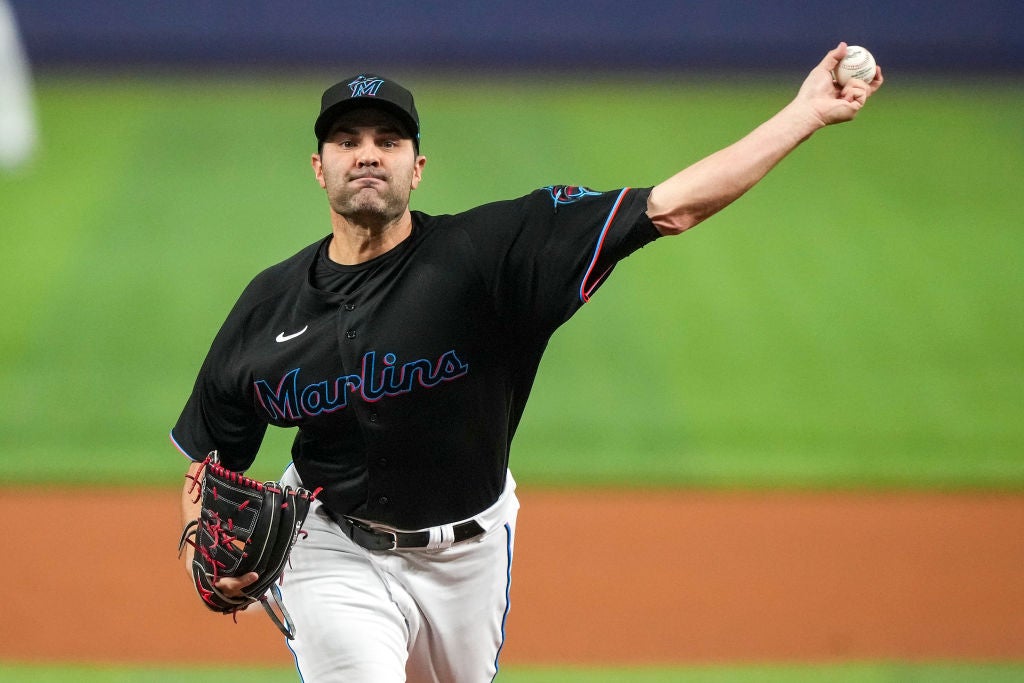 MIAMI, FLORIDA - JUNE 03: Richard Bleier #35 of the Miami Marlins throws a pitch during the first inning against the San Francisco Giants at loanDepot park on June 03, 2022 in Miami, Florida. (Photo by Eric Espada/Getty Images)