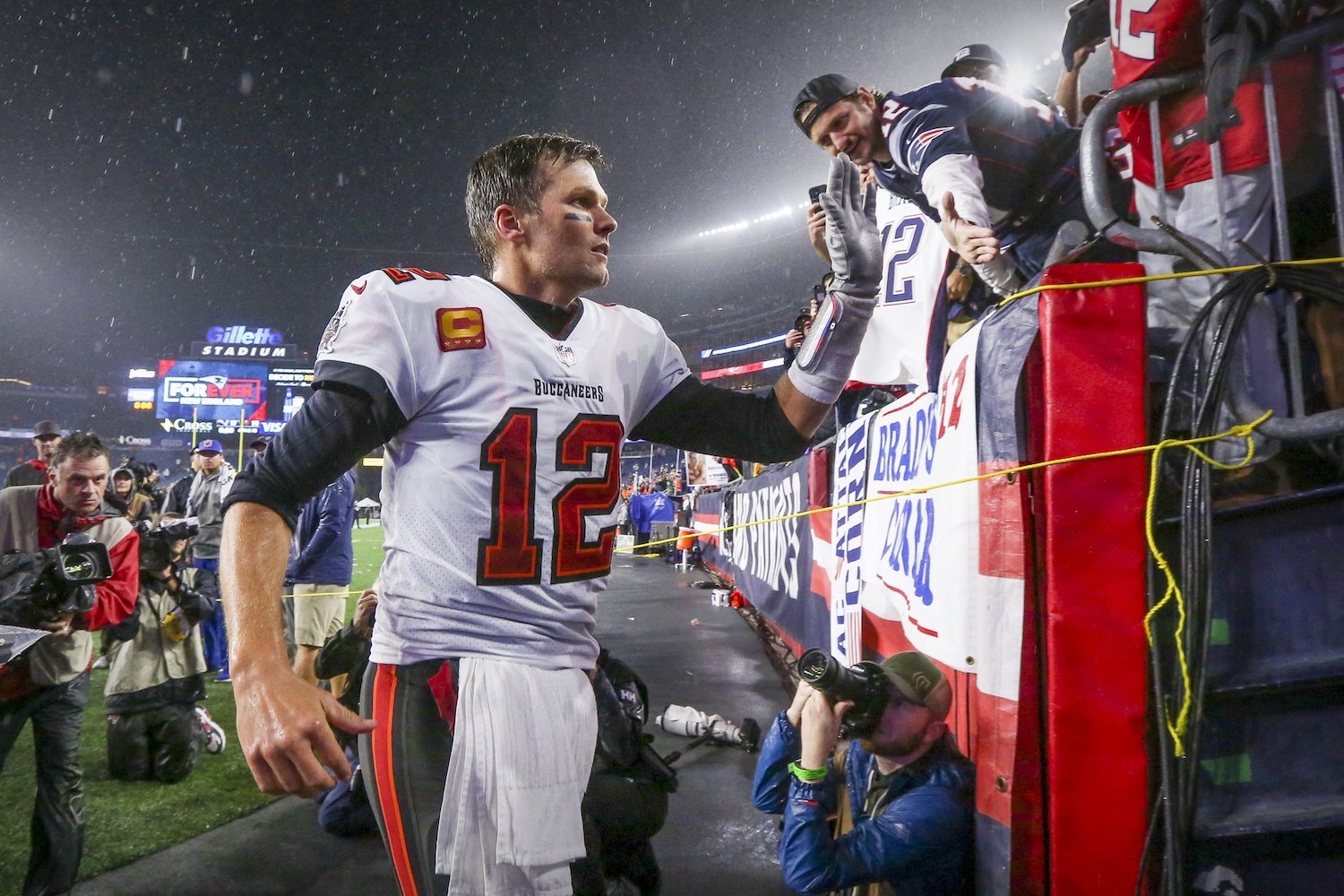 Tom Brady rumors: Justin Herbert met with New England Patriots OC Josh  McDaniels at NFL combine (report) 
