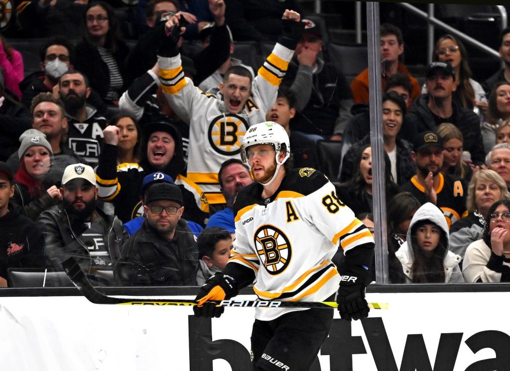 Jan 5, 2023; Los Angeles, California, USA;  Boston Bruins celebrate after an empty net goal by right wing David Pastrnak (88) in the third period against the Los Angeles Kings at Crypto.com Arena. Mandatory Credit: Jayne Kamin-Oncea/USA TODAY Sports