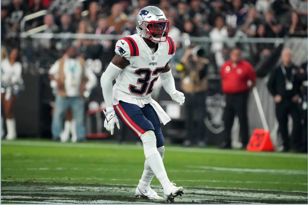 Dec 18, 2022; Paradise, Nevada, USA; New England Patriots safety Devin McCourty (32) against the Las Vegas Raiders in the second half at Allegiant Stadium. The Raiders defeated the Patriots 30-24. Credit: Kirby Lee-USA TODAY Sports