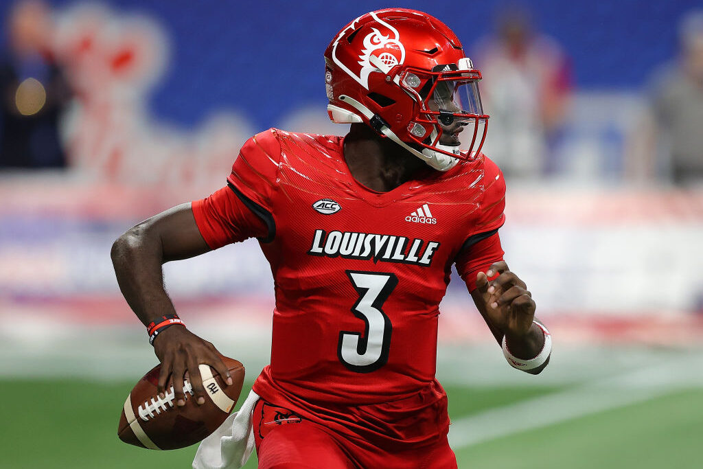 ATLANTA, GEORGIA - SEPTEMBER 06: Malik Cunningham #3 of the Louisville Cardinals rolls out against the Mississippi Rebels during the first half of the Chick-fil-A Kick-Off Game at Mercedes-Benz Stadium on September 06, 2021 in Atlanta, Georgia. (Photo by Kevin C. Cox/Getty Images)