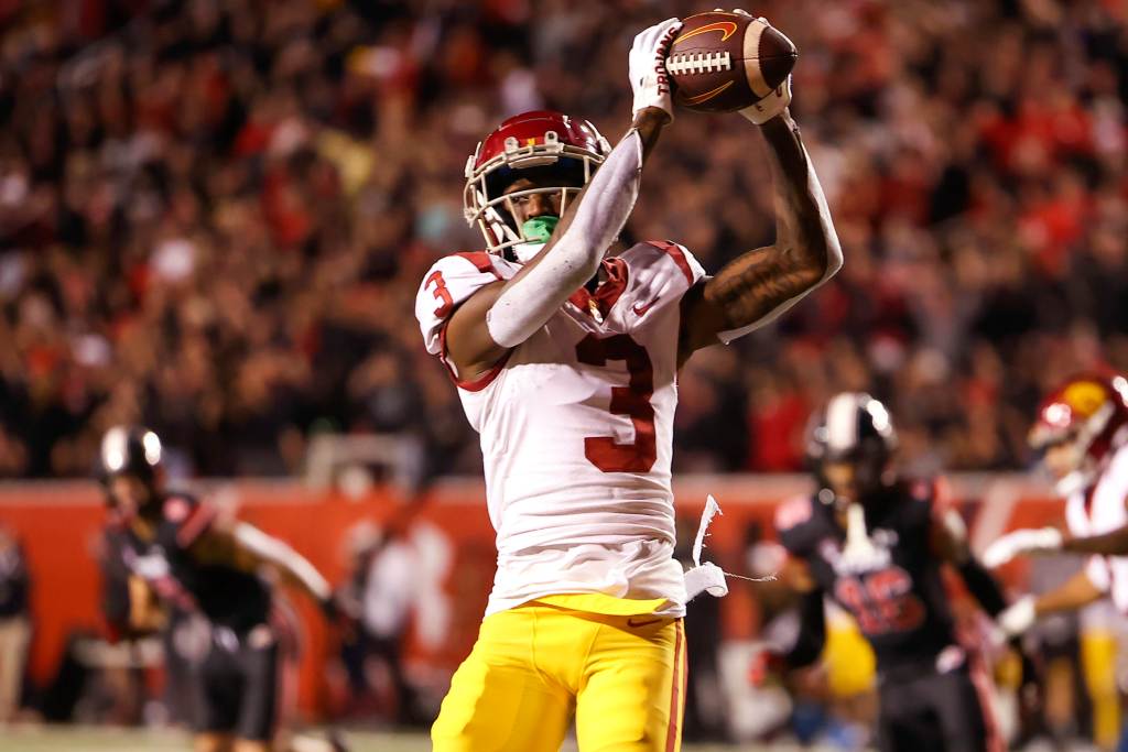 Oct 15, 2022; Salt Lake City, Utah, USA; USC Trojans wide receiver Jordan Addison (3) catches a pass against the Utah Utes in the second half at Rice-Eccles Stadium. Credit: Rob Gray-USA TODAY Sports