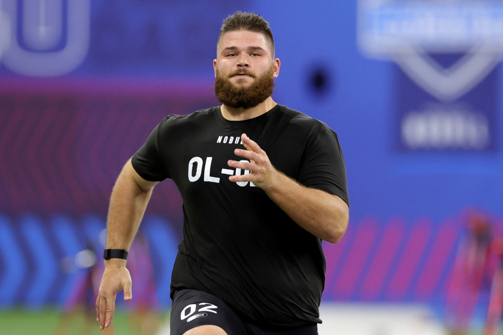 INDIANAPOLIS, INDIANA - MARCH 05: Jake Andrews of Troy participates in the 40-yard dash during the NFL Combine at Lucas Oil Stadium on March 05, 2023 in Indianapolis, Indiana. (Photo by Stacy Revere/Getty Images)
