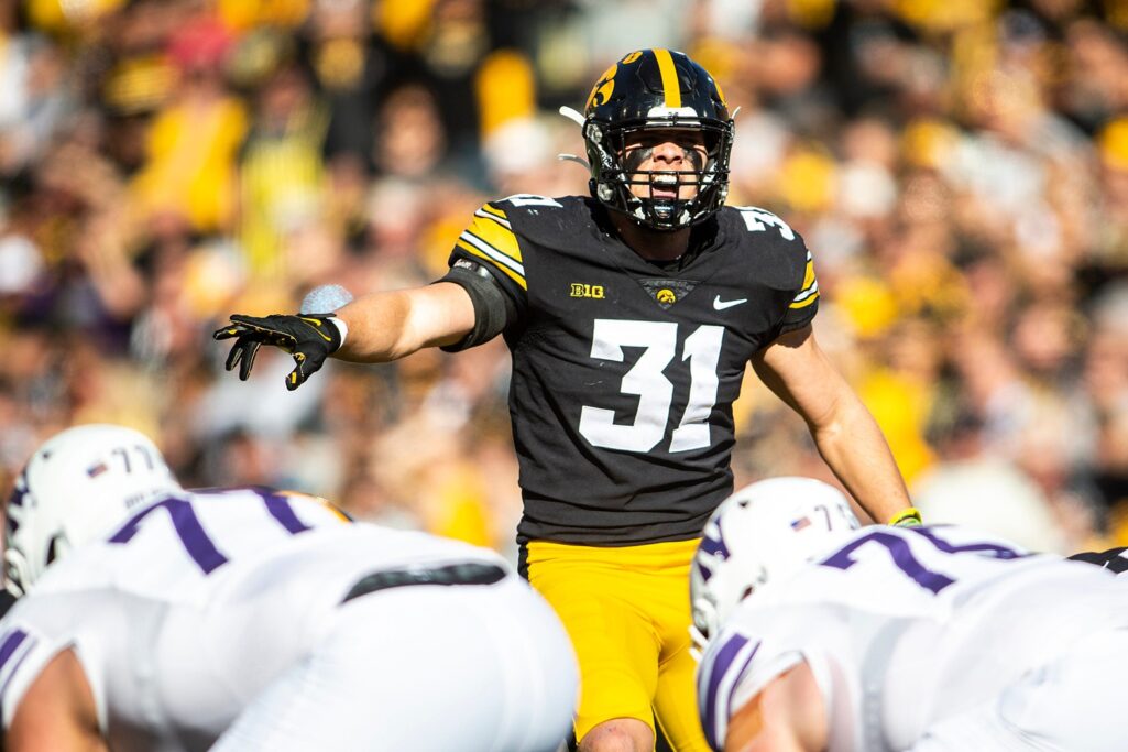 Iowa linebacker Jack Campbell (31) gestures during a NCAA Big Ten Conference football game against Northwestern, Saturday, Oct. 29, 2022, at Kinnick Stadium in Iowa City, Iowa. (Joseph Cress/USA Today Network)