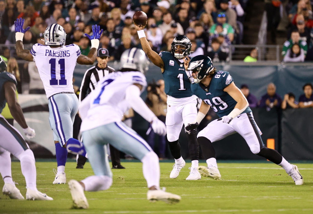 PHILADELPHIA, PENNSYLVANIA - OCTOBER 16: Jalen Hurts #1 of the Philadelphia Eagles throws the ball during the game against the Dallas Cowboys at Lincoln Financial Field on October 16, 2022 in Philadelphia, Pennsylvania. (Photo by Tim Nwachukwu/Getty Images)