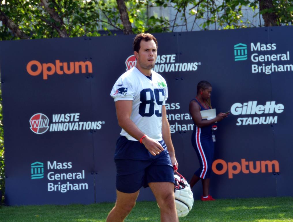 Hunter Henry on the first day of 2023 New England Patriots training camp in Foxboro, Mass. (Jim Louth/98.5 The Sports Hub)