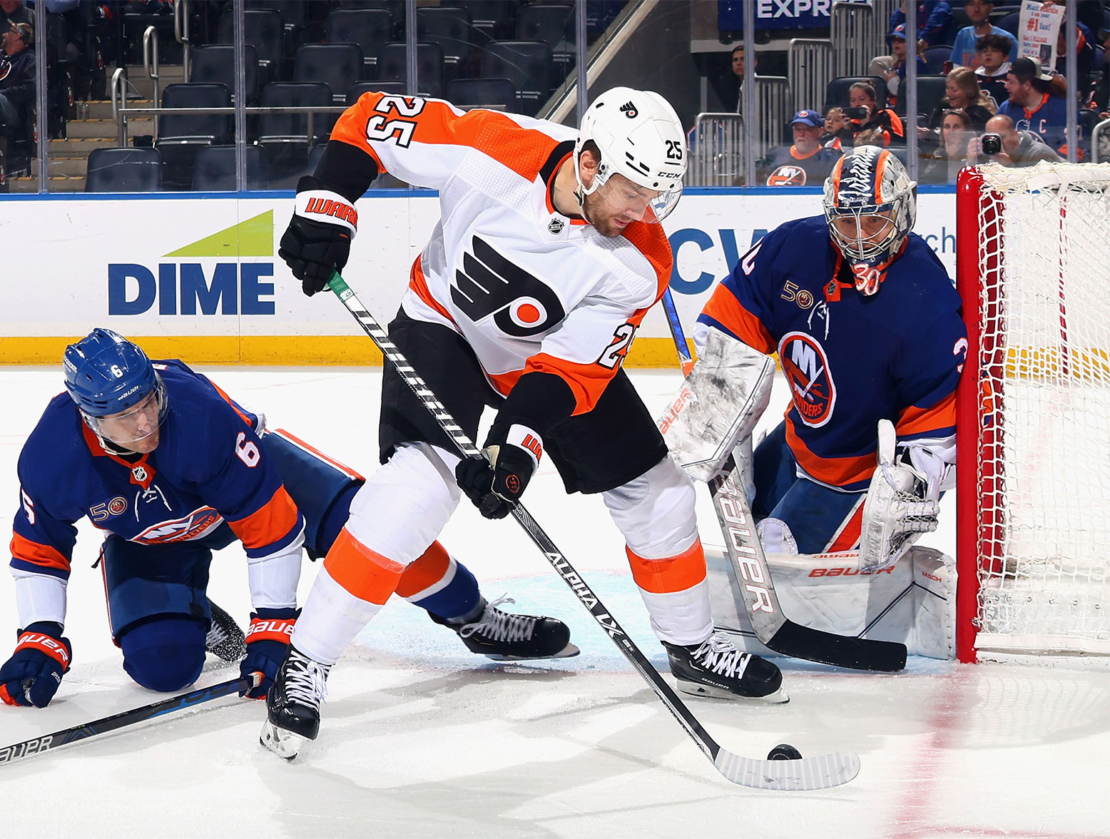 ELMONT, NEW YORK - APRIL 08: James van Riemsdyk #25 of the Philadelphia Flyers skates against the New York Islanders at the UBS Arena on April 08, 2023 in Elmont, New York. (Photo by Bruce Bennett/Getty Images)