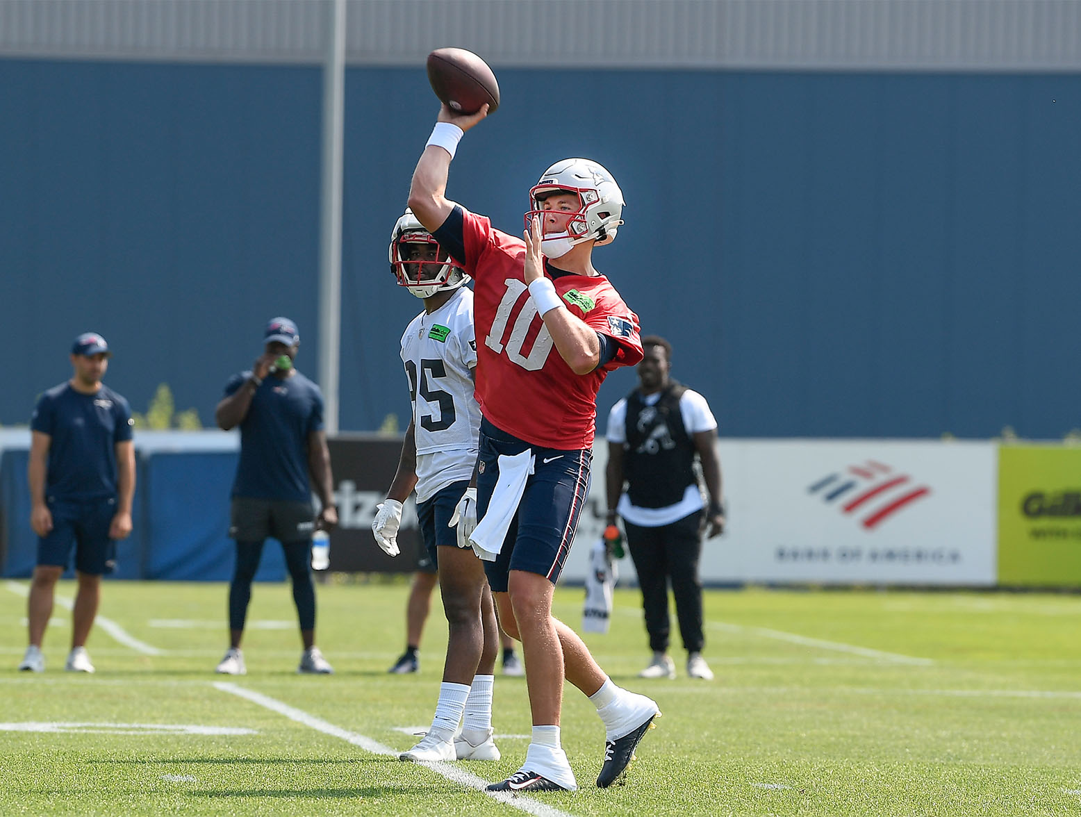 Patriots training camp notebook: More encouraging signs for the offense on  Day 12