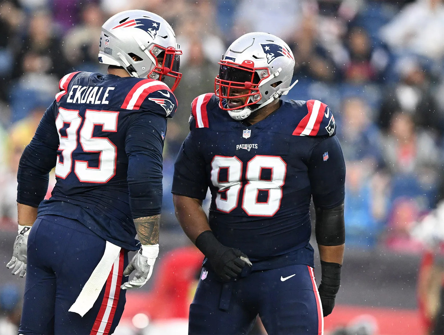 Patriots begin final cutdowns with a veteran on the defense