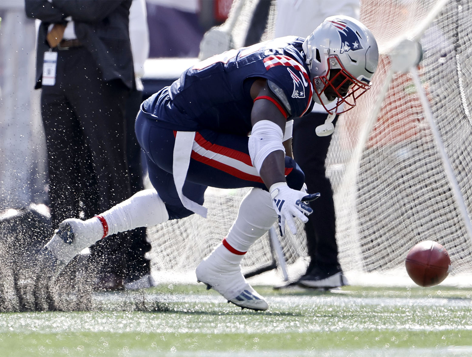 FOXBOROUGH, MASSACHUSETTS - OCTOBER 08: Jabrill Peppers #5 of the New England Patriots muffs a punt during the first half against the New Orleans Saints at Gillette Stadium on October 08, 2023 in Foxborough, Massachusetts. (Photo by Winslow Townson/Getty Images)