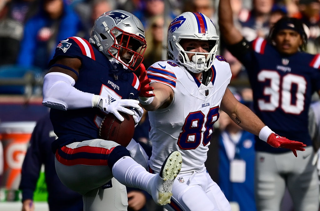 FOXBOROUGH, MASSACHUSETTS - OCTOBER 22: Jabrill Peppers #5 of the New England Patriots intercepts the ball in the first quarter of the game against the Buffalo Bills at Gillette Stadium on October 22, 2023 in Foxborough, Massachusetts. (Photo by Billie Weiss/Getty Images)