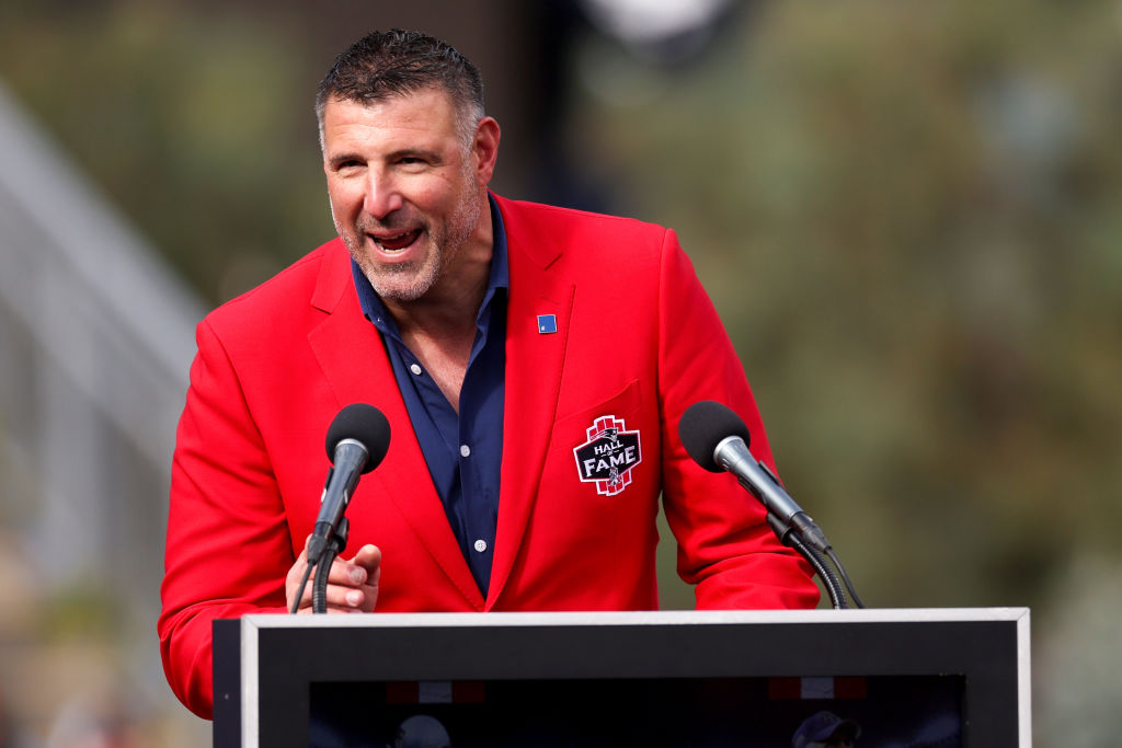 FOXBOROUGH, MASSACHUSETTS - OCTOBER 22: Former player Mike Vrabel speaks during a New England Patriots Hall of Fame induction ceremony during halftime of the game against the Buffalo Bills at Gillette Stadium on October 22, 2023 in Foxborough, Massachusetts. (Photo by Maddie Meyer/Getty Images)