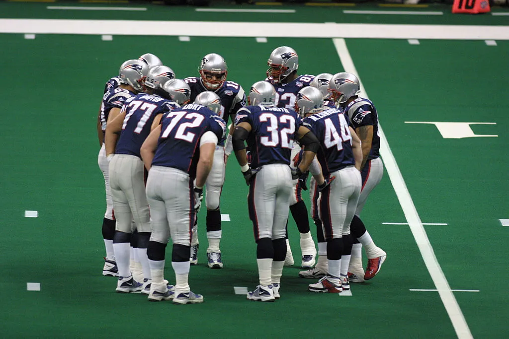 03 Feb 2002: The New England Patriots huddle during Superbowl XXXVI at the Superdome in New Orleans, Louisiana.  The Patriots defeated the Rams 20-17. Credit: Ronald Martinez/Getty Images