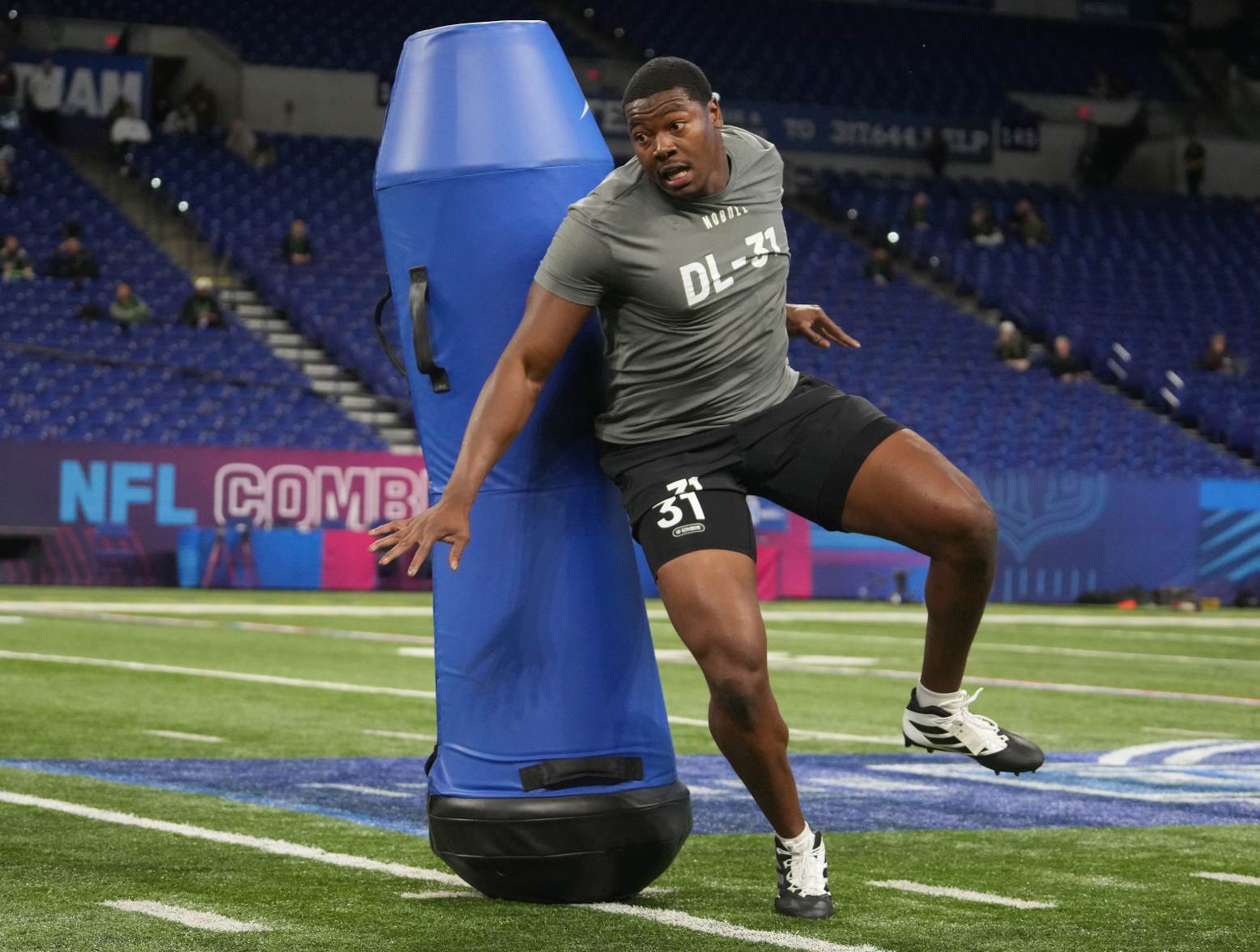 Feb 29, 2024; Indianapolis, IN, USA; Texas Tech defensive lineman Myles Cole (DL31) works out during the 2024 NFL Combine at Lucas Oil Stadium. Credit: Kirby Lee-USA TODAY Sports