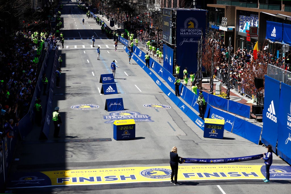 Tradition, challenge, exclusivity continue to draw top runners to ...