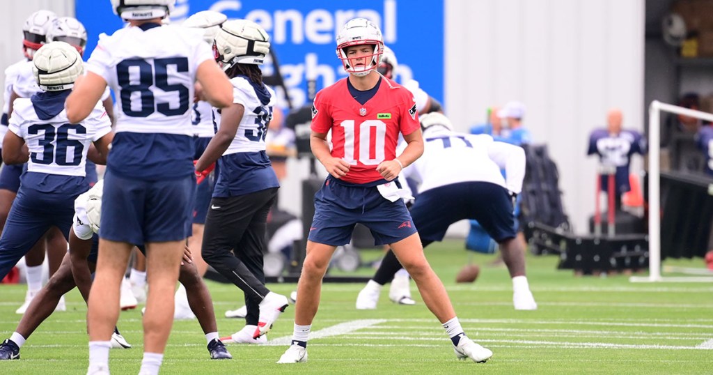 Drake Maye at Patriots training camp