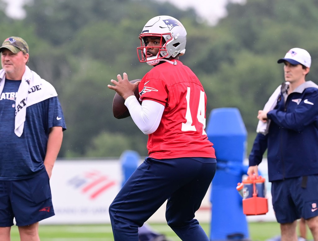 Jacoby Brissett at Patriots camp