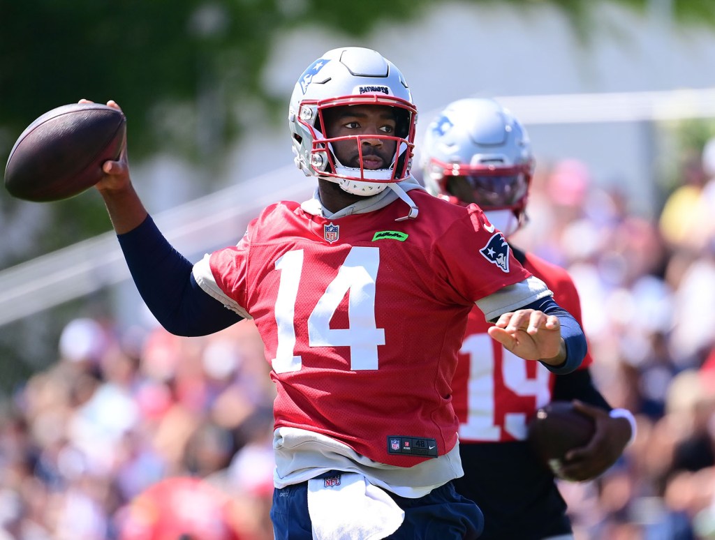 Jacoby Brissett at Patriots training camp