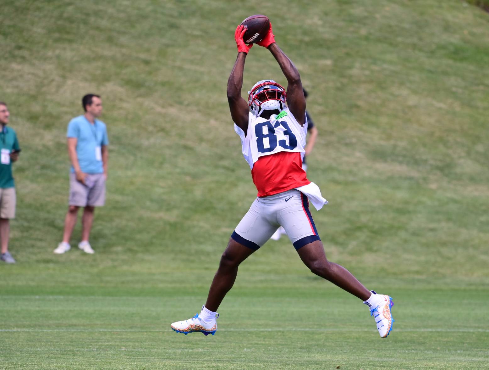 Jun 10, 2024; Foxborough, MA, USA; New England Patriots wide receiver Jalen Reagor (83) makes a catch at minicamp at Gillette Stadium. Credit: Eric Canha-USA TODAY Sports