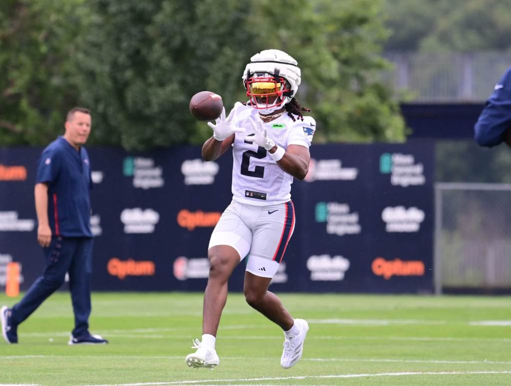 Jul 24, 2024; Foxborough, MA, USA; New England Patriots wide receiver K.J. Osborn (2) makes a catch during training camp at Gillette Stadium. Credit: Eric Canha-USA TODAY Sports