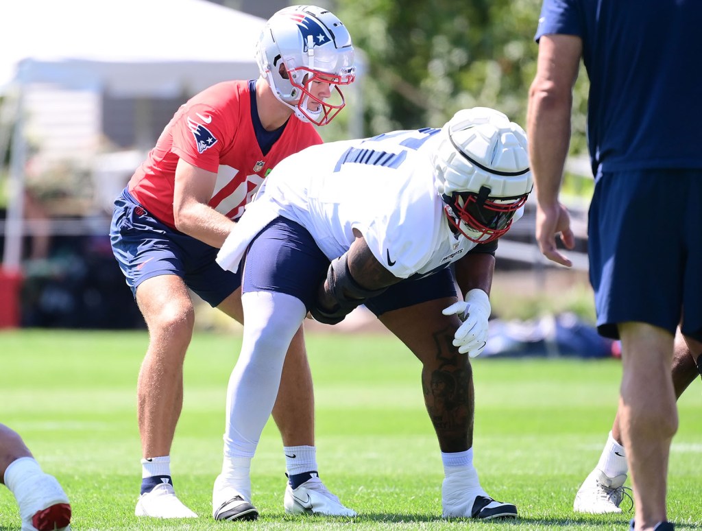 Drake Maye and Nick Leverett at  New England Patriots training camp