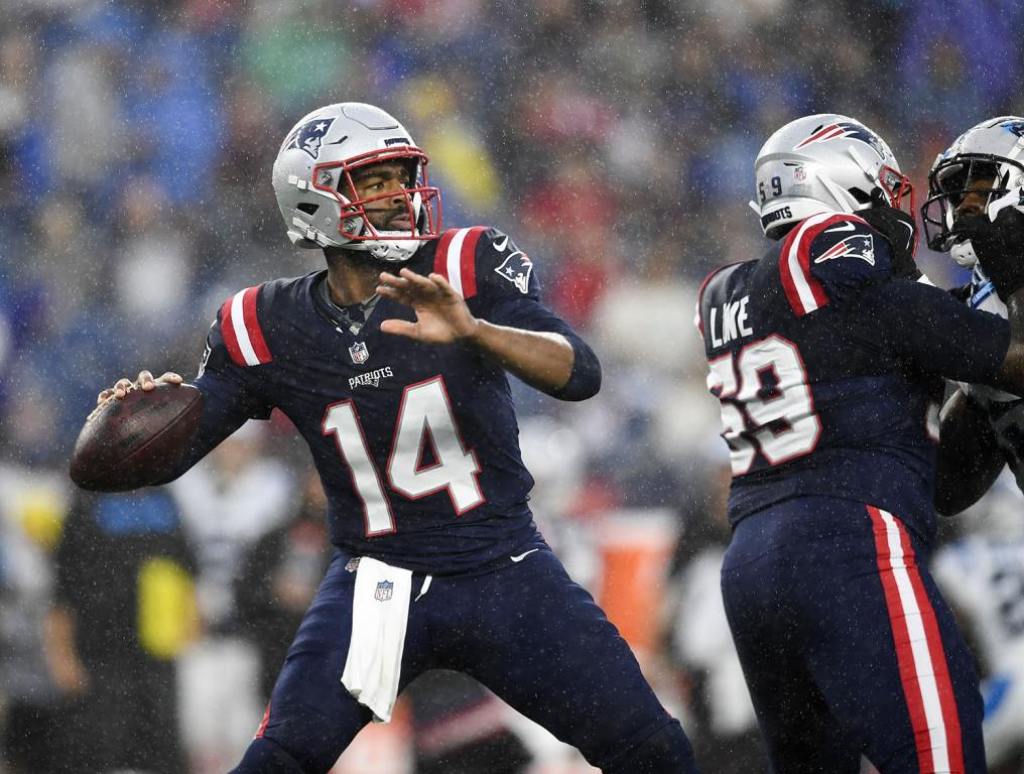 Jacoby Brissett has been named one of the Patriots captains for the 2024 season. (Jaiden Tripi/Getty Images)