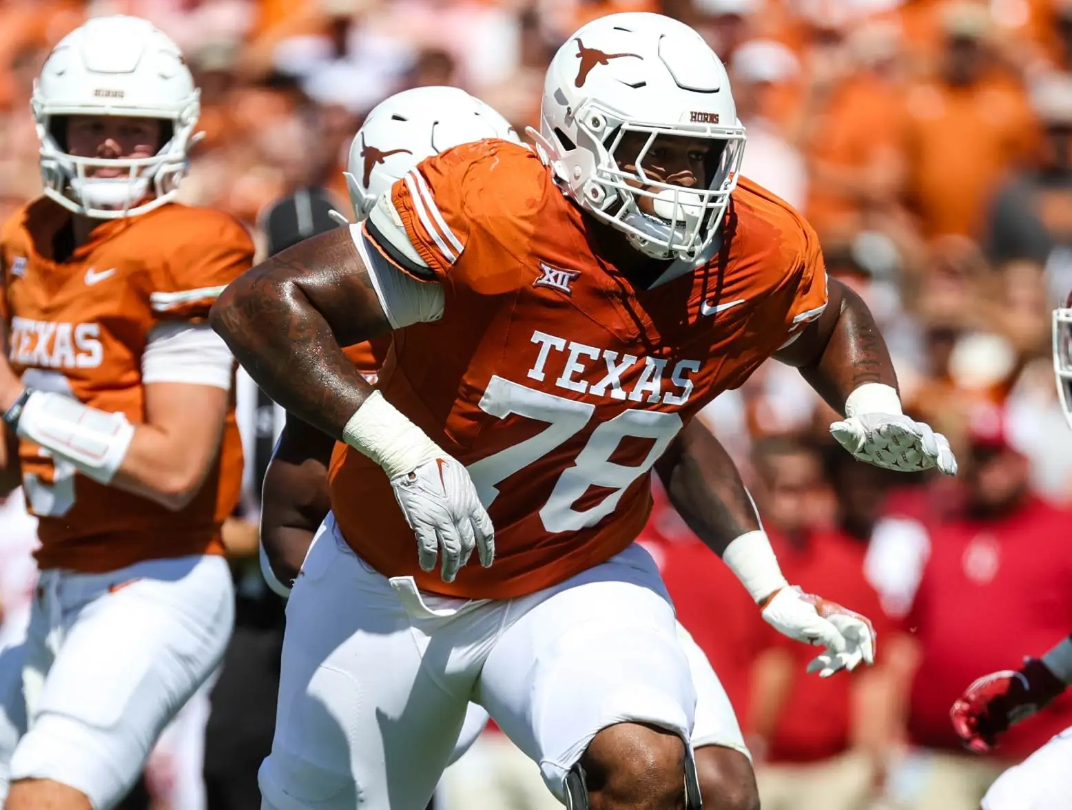 Oct 7, 2023; Dallas, Texas, USA; Texas Longhorns offensive lineman Kelvin Banks Jr. (78) blocks during the game against the Oklahoma Sooners at the Cotton Bowl. Credit: Kevin Jairaj-USA TODAY Sports Patriots